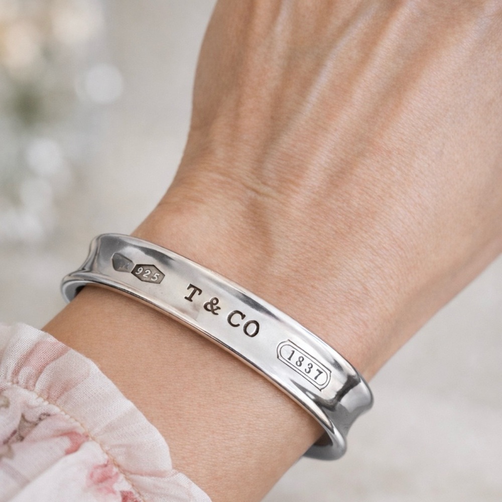 Tiffany & Co Vintage 1997 Sterling Silver Cuff Bracelet 925